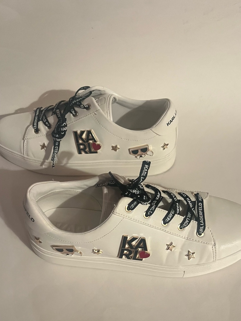 Karl Lagerfeld White Size 11 with Charms - Picture 5 of 16